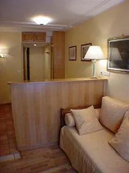 Opera Apartament *